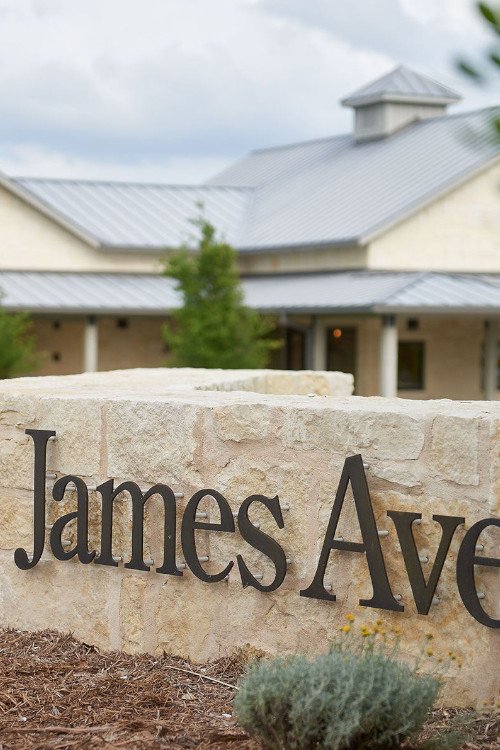 Jewelry Brands and Stores Like James Avery