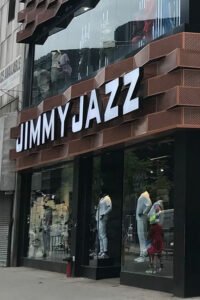 Affordable Designer Clothing Stores Like Jimmy Jazz