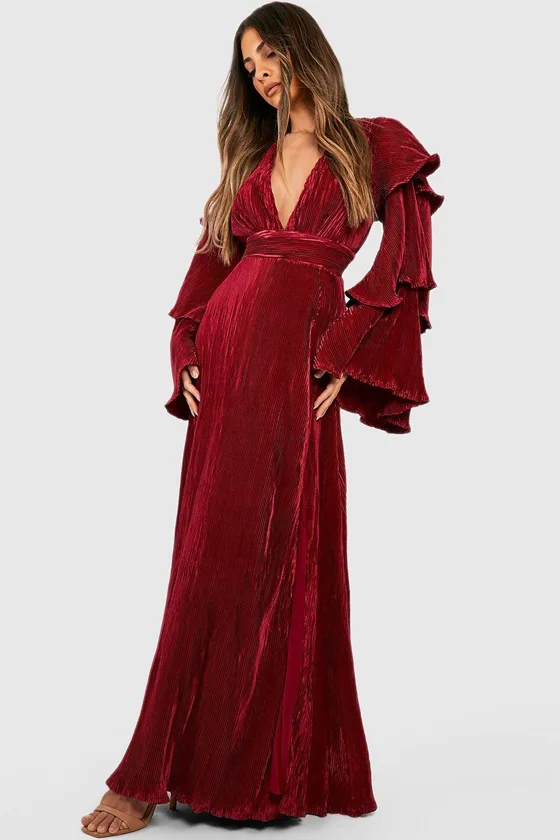Red Maxi Dresses for Women in Velvet and Chiffon