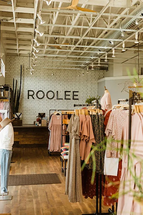Women's Clothing Brands and Stores Like Roolee