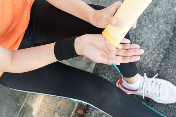 Using Sunscreen Before Running